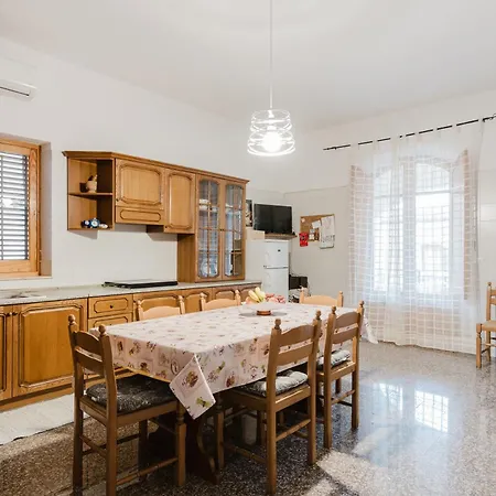 Holiday home Casa Adriana